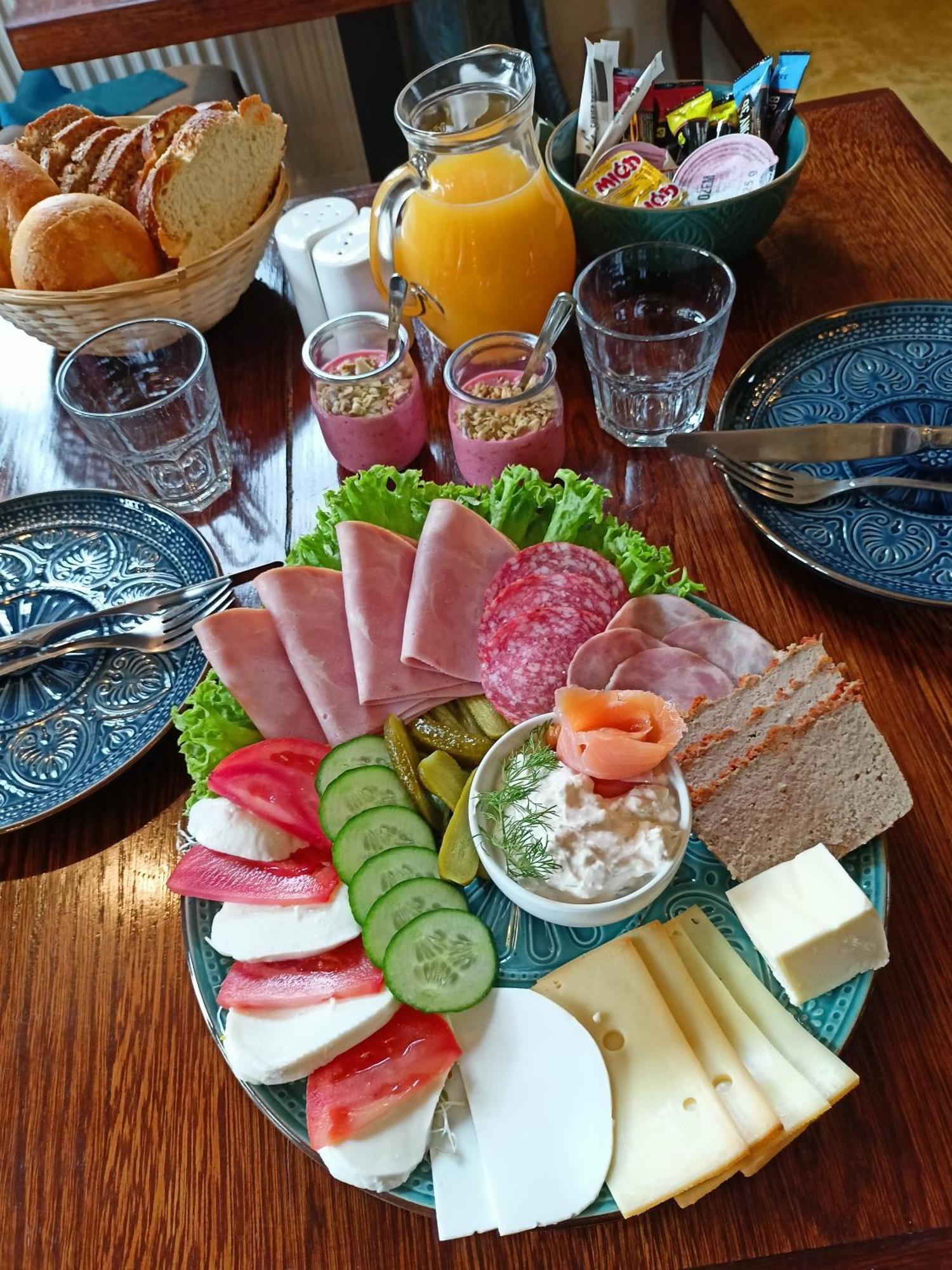 Agharta Bed & Breakfast *