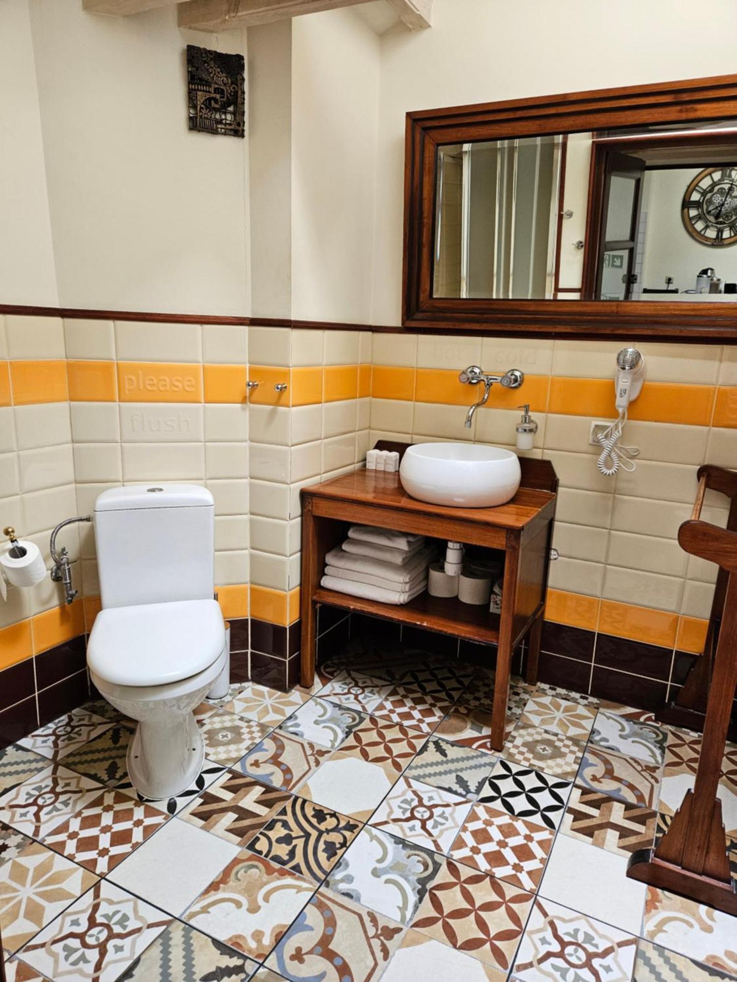 Agharta Bed & Breakfast